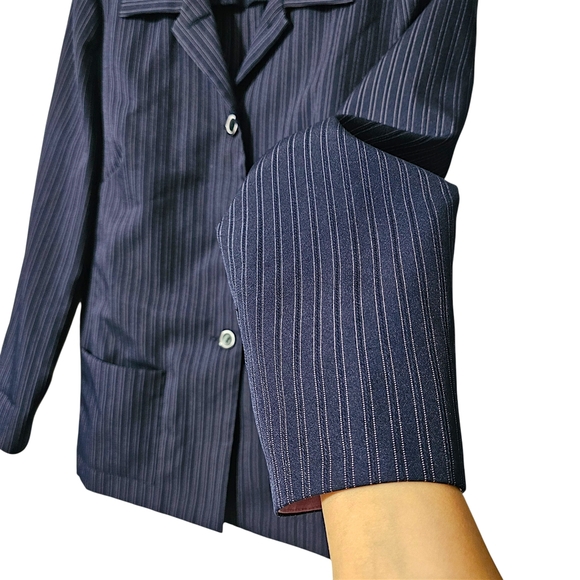 Dressbarn Pinstripe Suit Jacket - Size 14 - Picture 10 of 14